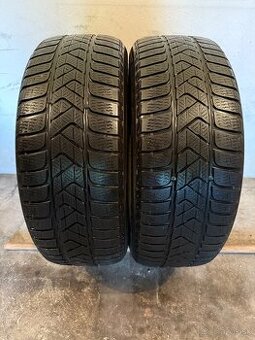 2 zimné pneumatiky 215/55/17 Pirelli Sottozero 3 Winter