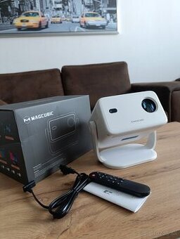 Projektor Magcubic 4K 650ANSI Lúmenov