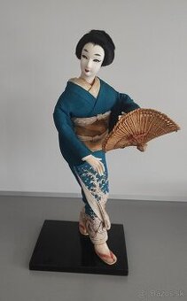 Japonská bábika Sado Okesa