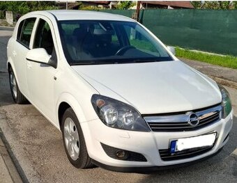 Opel Astra H, 1.6 benzin, 85kw, r. 2011