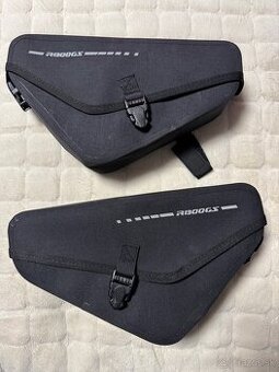 BMW R1300GS bocne tasky