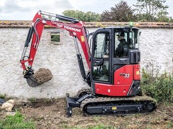 japonské pásové rýpadlo Yanmar ViO33-7 minibager (3,5 ton)