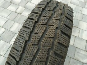 Zimná pneu Michelin 205/75R16C 1kus