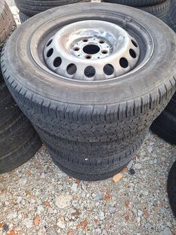 205/65R16C Mercedes 5x112
