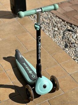 Kolobežka Globber Elite Deluxe Lights Green