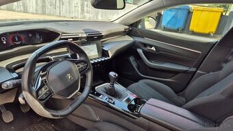 Požičovňa áut , prenájom vozidiel, autopožičovňa
