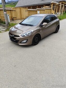 Hyundai i30 1.4 16V 73KW R.V 2013