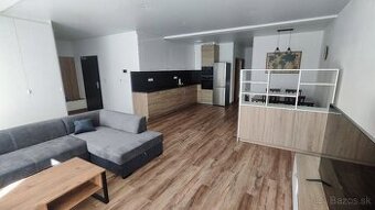 Prenájom trojizbového bytu bez bariérové