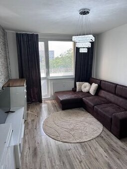 Luxusný 2-izbový byt s balkónom v centre Michaloviec