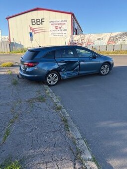 Opel astra šport turen 2016 combi