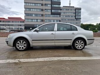 Škoda Superb 1.9 TDi 74 kW - 1