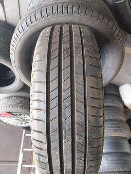 Pneu 185/65R15