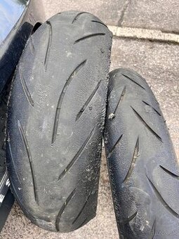 Sada Pneu Bridgestone Battlax Hypersport S21F/R
