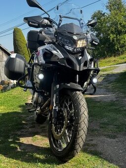 Benelli trk 502x
