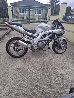 Suzuki sv650s