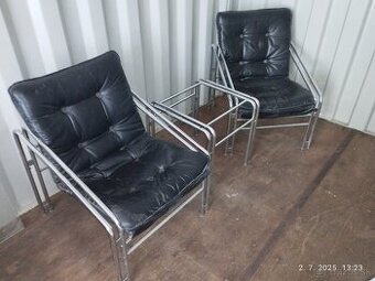 Set kresiel a stolík