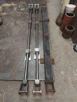 Multicar/multikar M25 - spodné priečne držiaky/nosníky korby