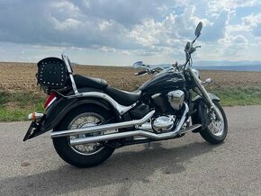 SUZUKI INTRUDER 800