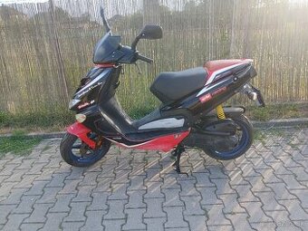 Aprilia SR 50
