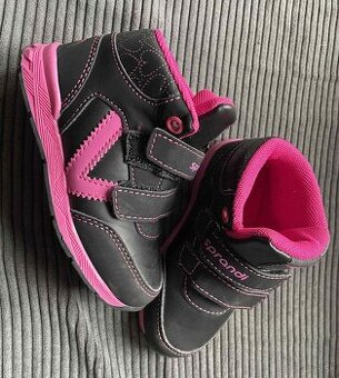 Sprandi tenisky č. 24