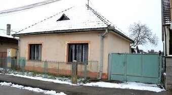 Na predaj starší dom v Trenčianskych Stankovciach