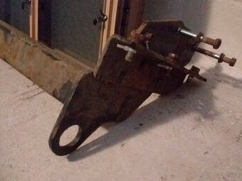 predam tazne zariadenie pajero IV