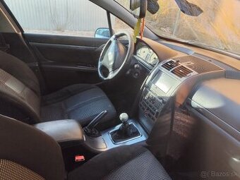 Rozpredám Peugeot 407 2hdi 100 kw