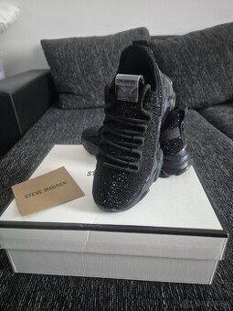 STEVE MADDEN tenisky