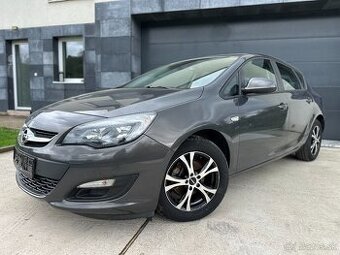 Opel Astra 1.4 Turbo 140k r.v 2012