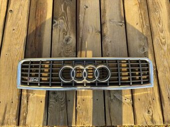 Predám predný gril – Audi S4 B6 / A4 B6