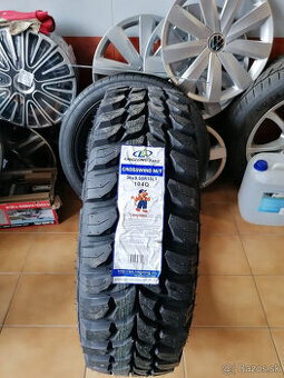Nové pneu 235/75R15 4x4