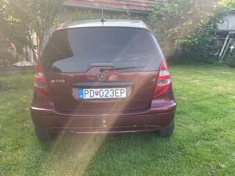 Mercedes a180