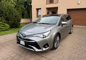 Toyota Avensis Combi 1.8i Valvematic