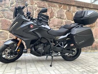 Honda nt 1100