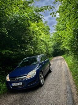 Predam Opel Astra H