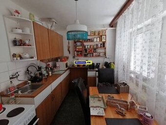 Rodinný dom na predaj Martin Stráne, samostatné 2 vchody a 2