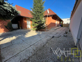 Veľký pozemok až 1699m2, samostatne stojaci RD, všetky IS, H