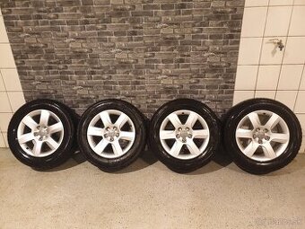 Audi elektrony 235 60 17