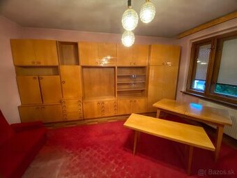 Retro obývačková stena