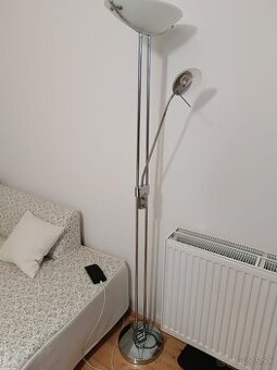 Predám stojanovú lampu