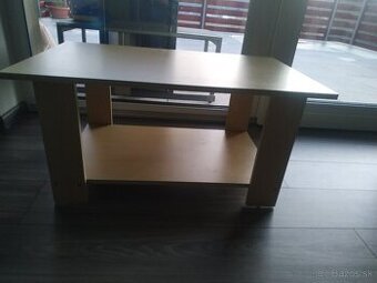 Konferenčný stolok