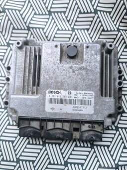 Riadiaca jednotka motora Bosch Renault laguna 2