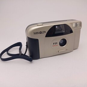 Fotoaparát na kinofilm MINOLTA  F25