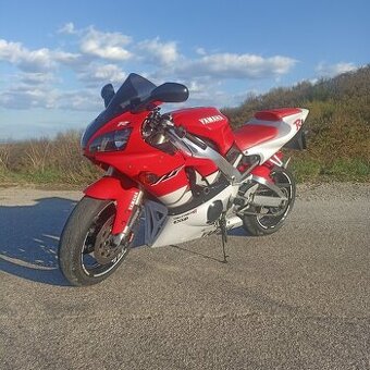 Predám Yamaha R1