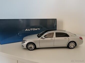 1:18 Mercedes Maybach S500
