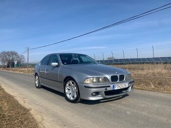 Bmw E39 528i