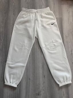 Nike teplaky
