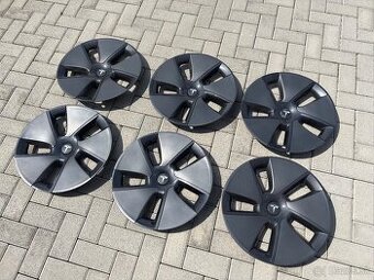 Puklice Tesla Aero 18” refresh 6ks