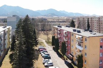 NA PREDAJ 3-IZBOVÝ BYT PO KOMPLETNEJ PRECÍZNEJ REKONŠTRUKCII