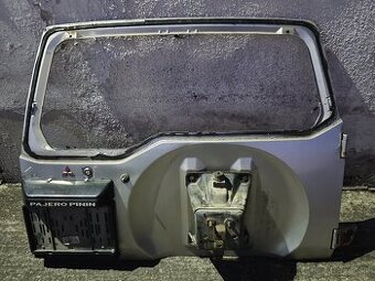 Kufrove dvere Mitsubishi Pajero Pinin